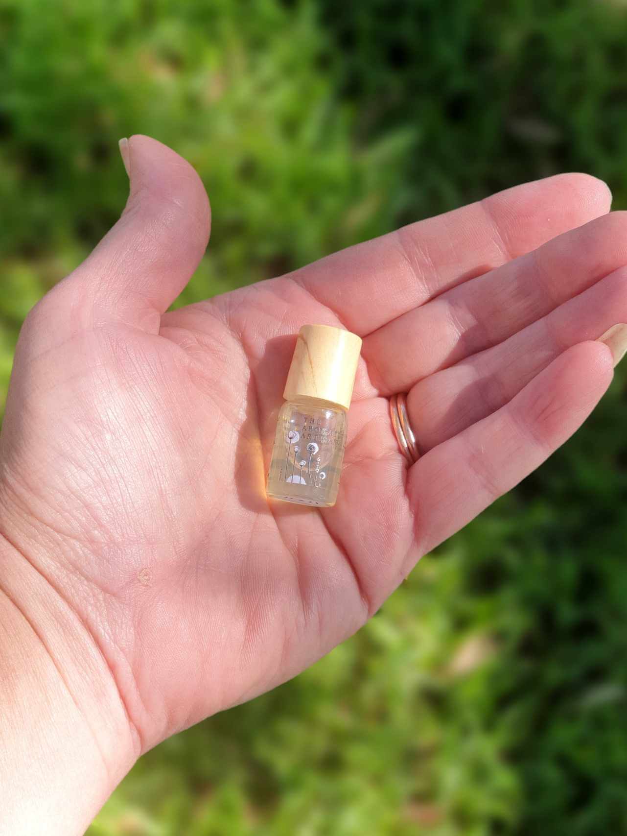 Vanilla | Botanical Perfume Oil