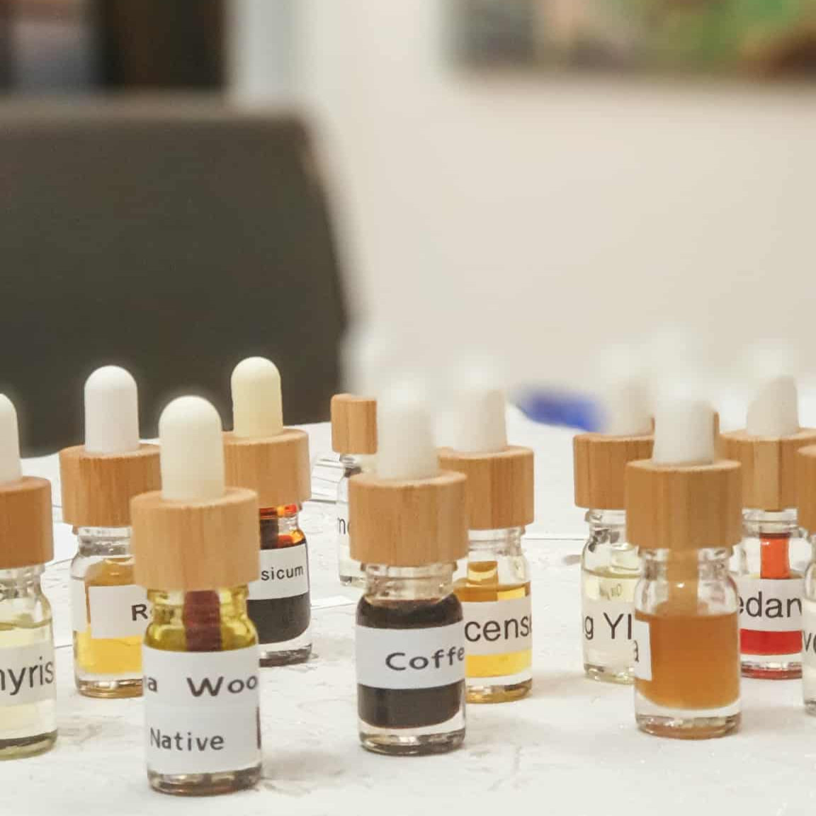 Couples Custom Perfume Blending Session | 2hrs | 10ml x 2 Perfume Oil